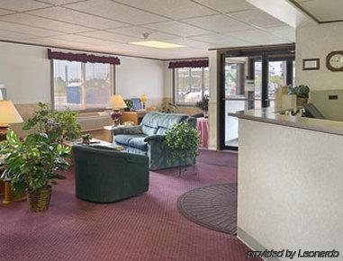 Super 8 By Wyndham Superior Wi Hotel Interior foto